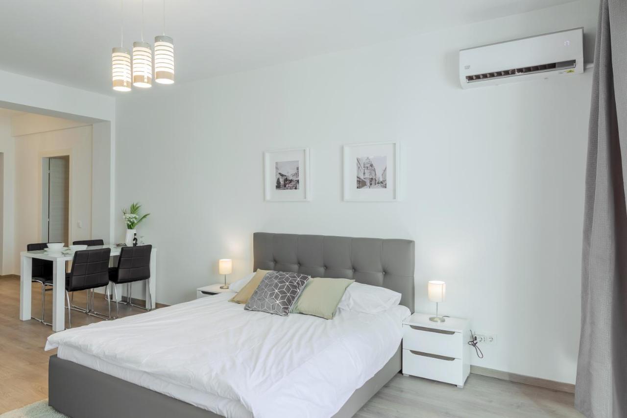 Atlas Unirii: Upscale Flats In The Heart Of Bucharest! Eksteriør billede