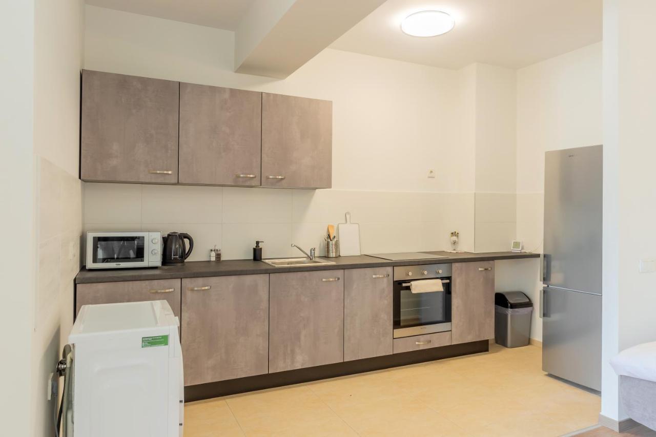 Atlas Unirii: Upscale Flats In The Heart Of Bucharest! Eksteriør billede