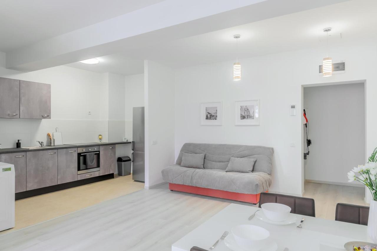 Atlas Unirii: Upscale Flats In The Heart Of Bucharest! Eksteriør billede