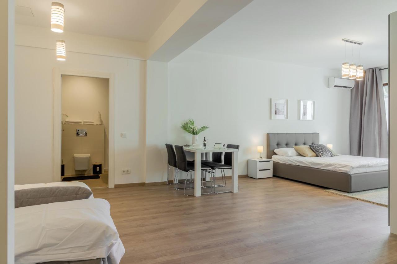Atlas Unirii: Upscale Flats In The Heart Of Bucharest! Eksteriør billede