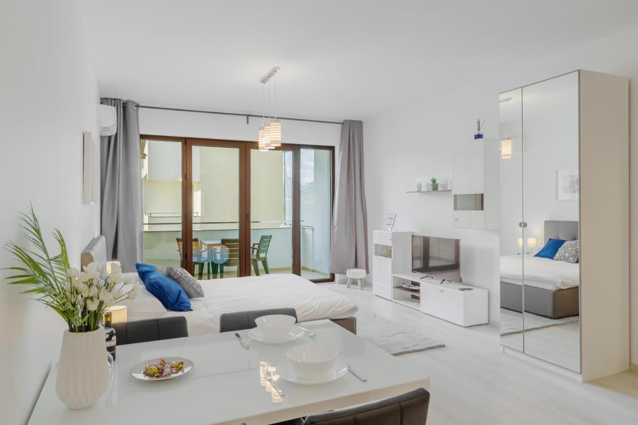 Atlas Unirii: Upscale Flats In The Heart Of Bucharest! Eksteriør billede